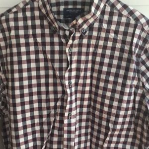 American eagle button down shirt